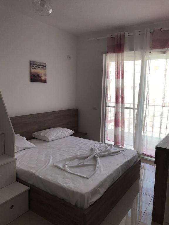 Viktoria'S Apartments Shëngjin 외부 사진