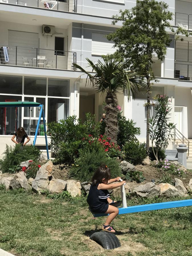 Viktoria'S Apartments Shëngjin 외부 사진
